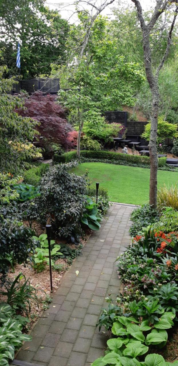 Bed and Breakfast Sequoia Steps New Plymouth Esterno foto