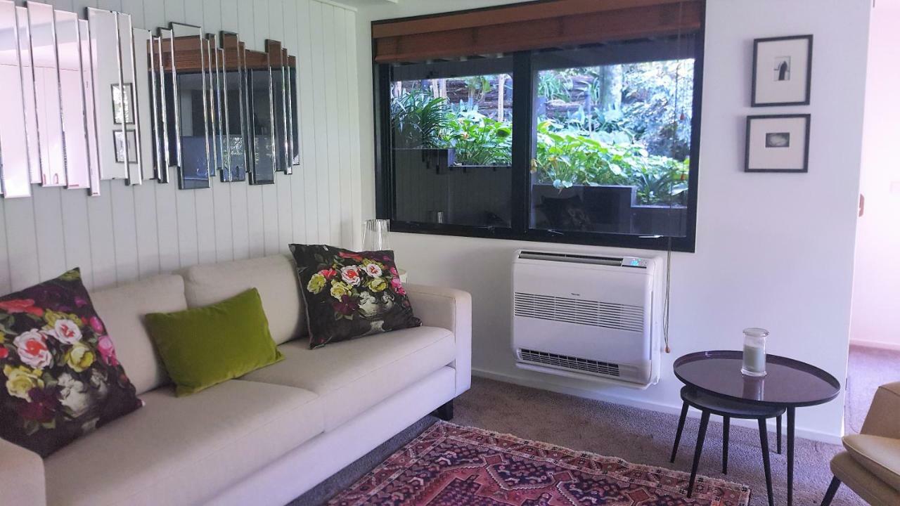 Bed and Breakfast Sequoia Steps New Plymouth Esterno foto